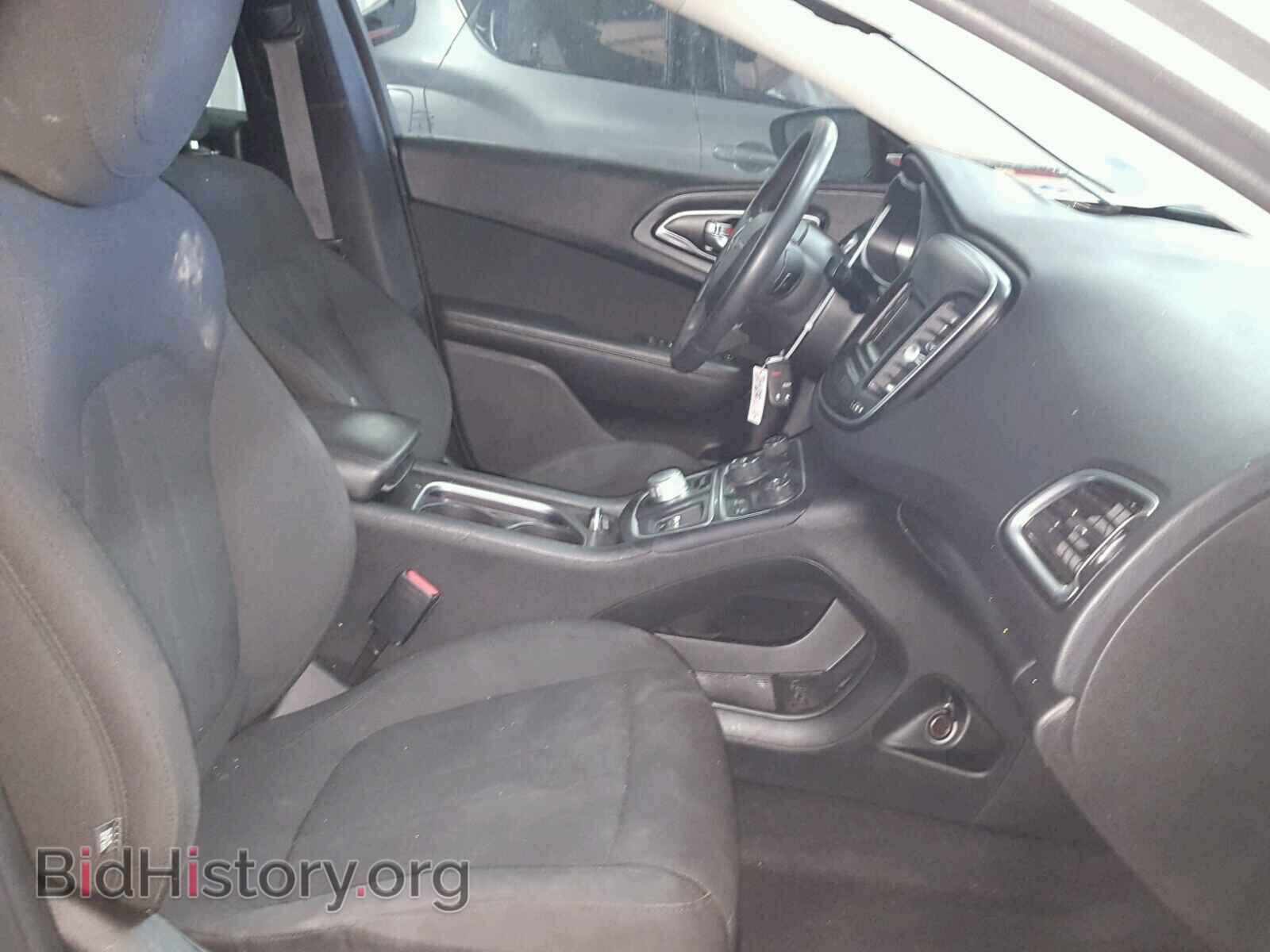2016 CHRYSLER 200 - VIN: 1C3CCCAB5GN110694 - Фото 5