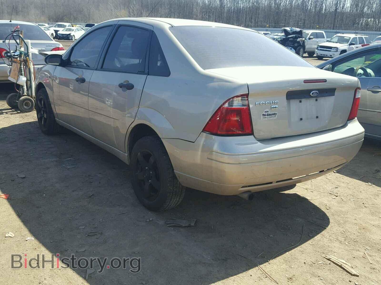 2007 FORD FOCUS - VIN: 1FAFP34N87W115083 - Фото 3