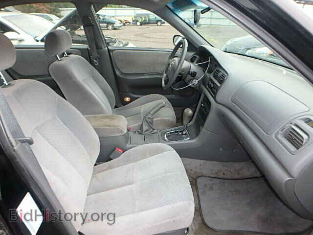 2000 MAZDA 626 - VIN: 1YVGF22C8Y5147918 - Фото 5
