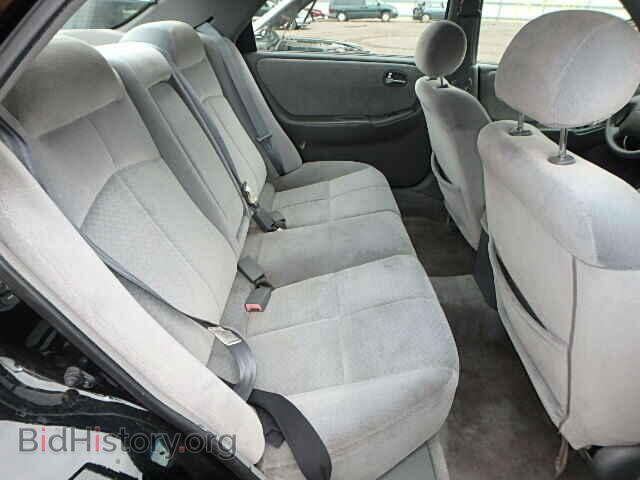 2000 MAZDA 626 - VIN: 1YVGF22C8Y5147918 - Фото 6