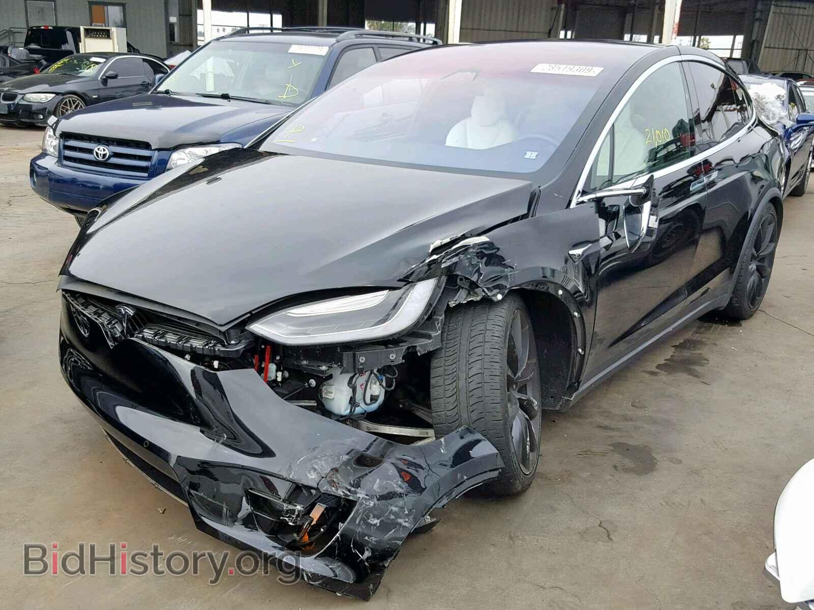 2017 TESLA MODEL X - VIN: 5YJXCBE27HF064688 - Photo 2