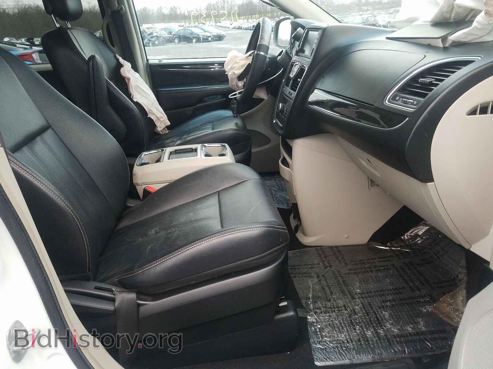 2014 CHRYSLER TOWN & COU - VIN: 2C4RC1BGXER343801 - Фото 5