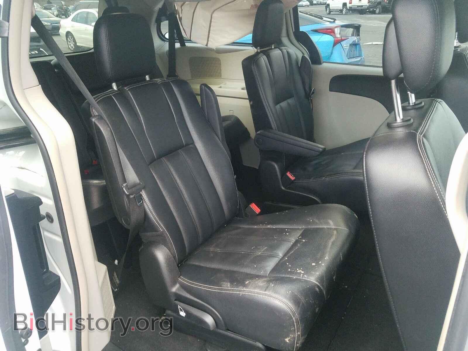 2014 CHRYSLER TOWN & COU - VIN: 2C4RC1BGXER343801 - Фото 6