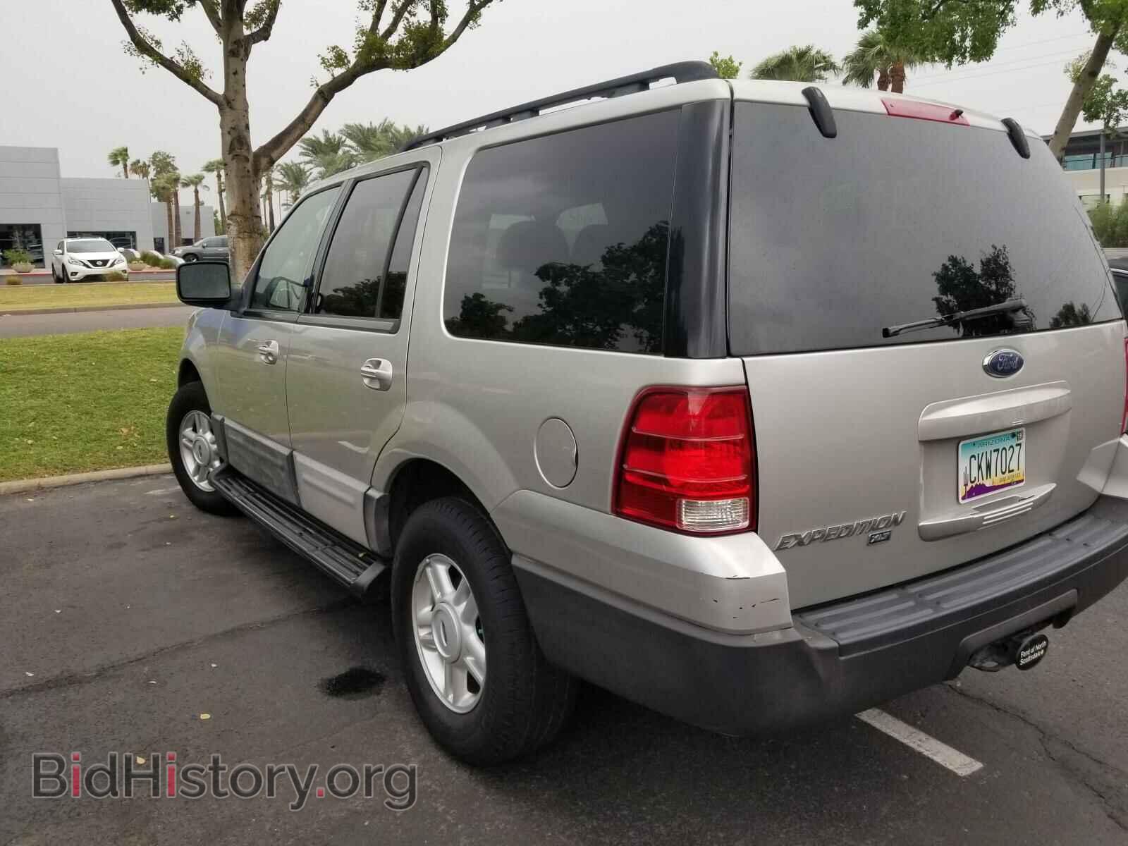 2005 FORD EXPEDITION - VIN: 1FMPU15535LA8948 - Фото 3