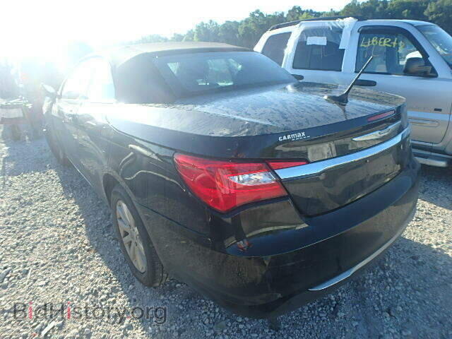 2011 CHRYSLER 200 - VIN: 1C3BC2EB8BN586169 - Фото 3