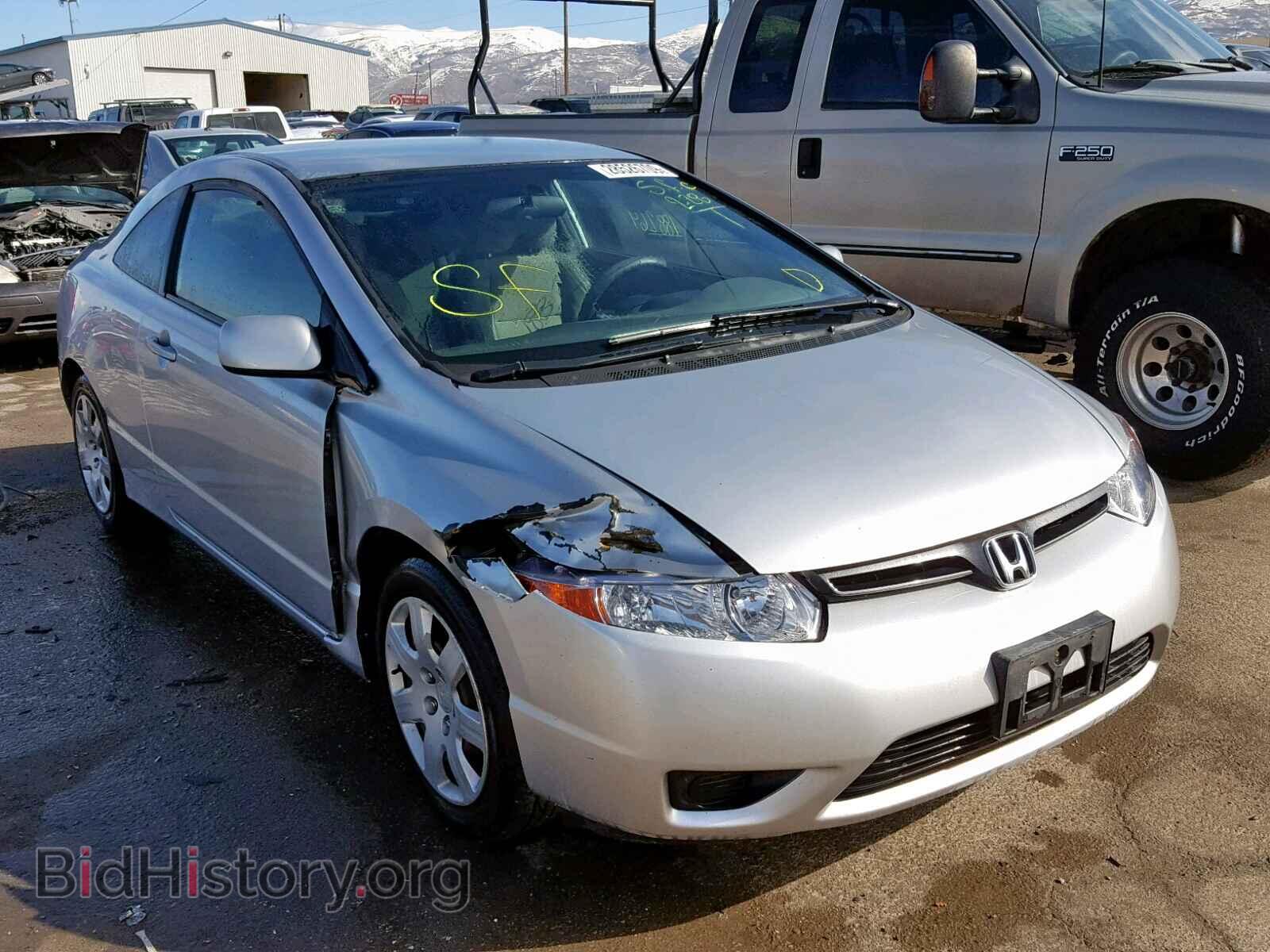 Фотография  - HONDA CIVIC LX 2006