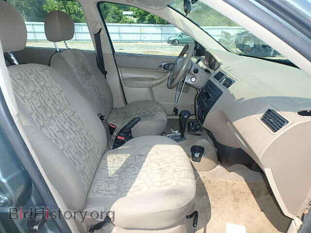 2005 FORD FOCUS - VIN: 1FAFP36NX5W300049 - Фото 5