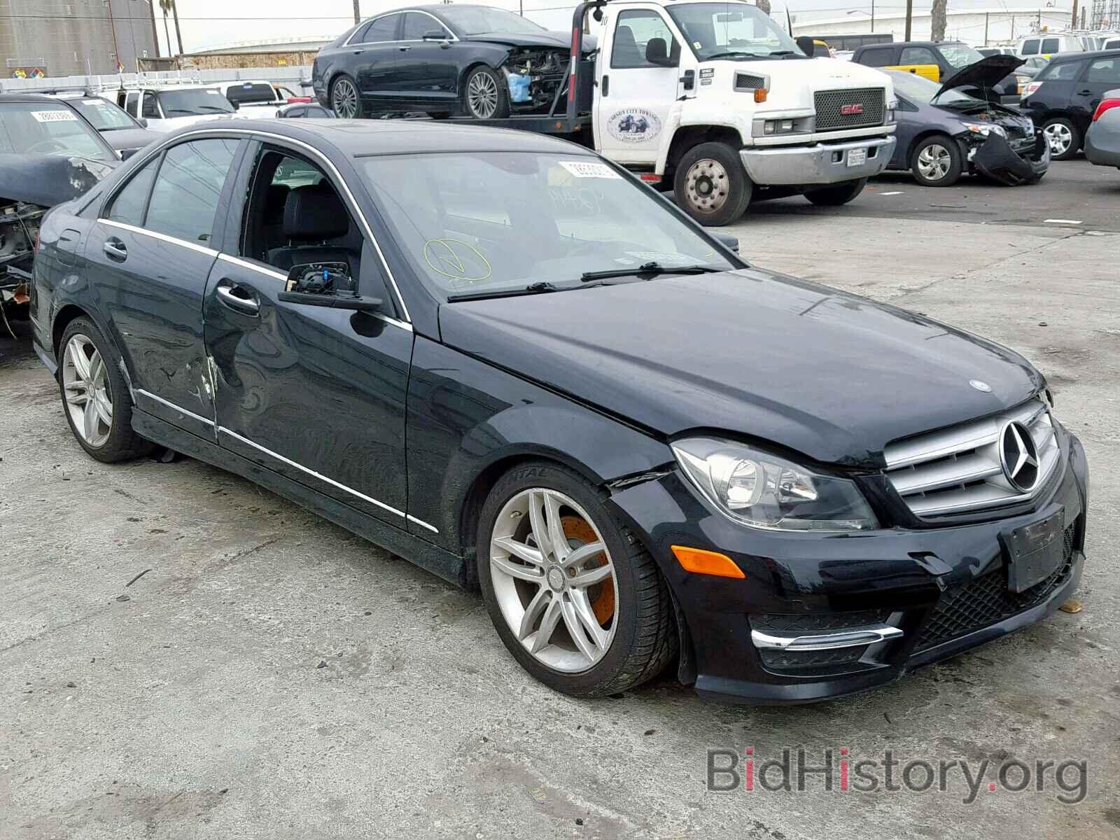 Photo WDDGF4HB5DA796308 - MERCEDES-BENZ C 250 2013