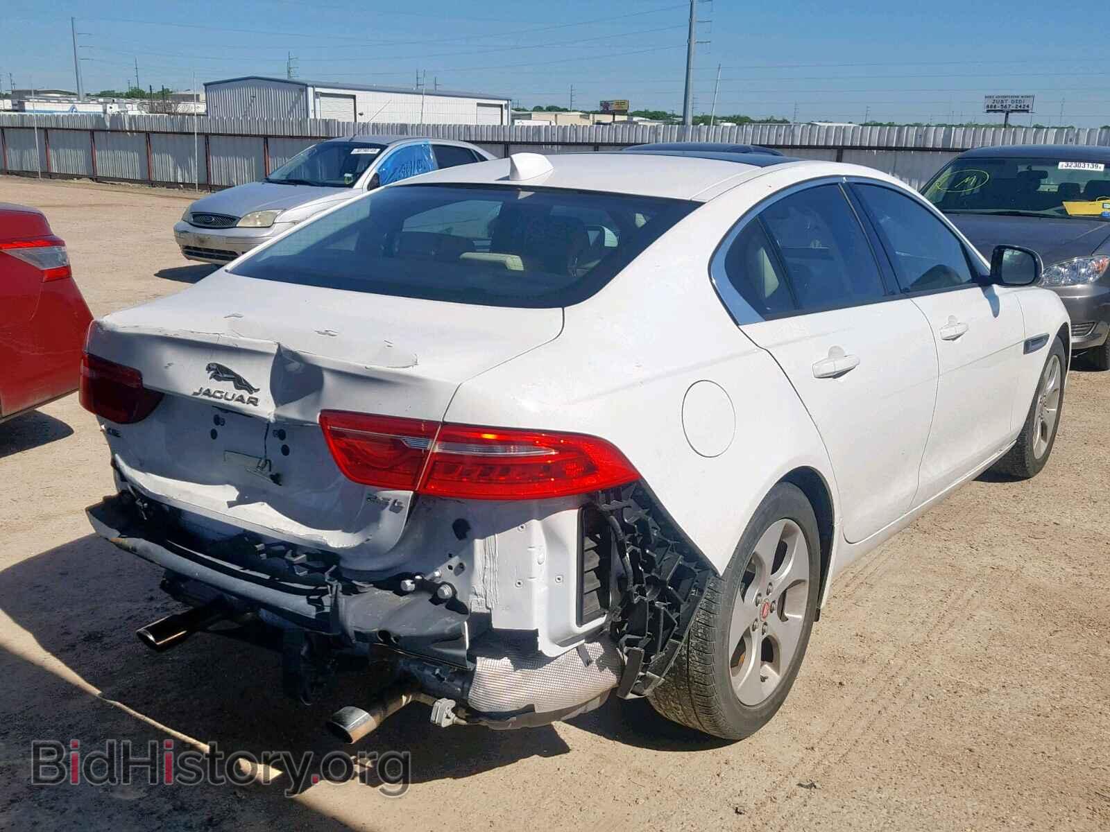 2017 JAGUAR XE - VIN: SAJAR4BG1HA970894 - Фото 4
