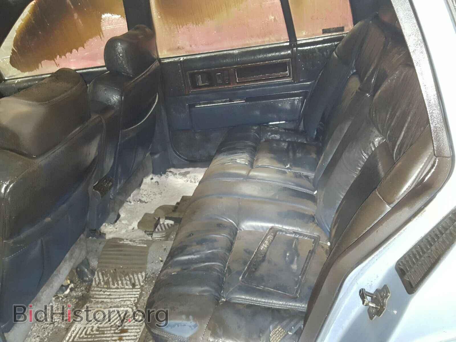 1992 CADILLAC DEVILLE - VIN: 1G6CD53B0N4247873 - Photo 6