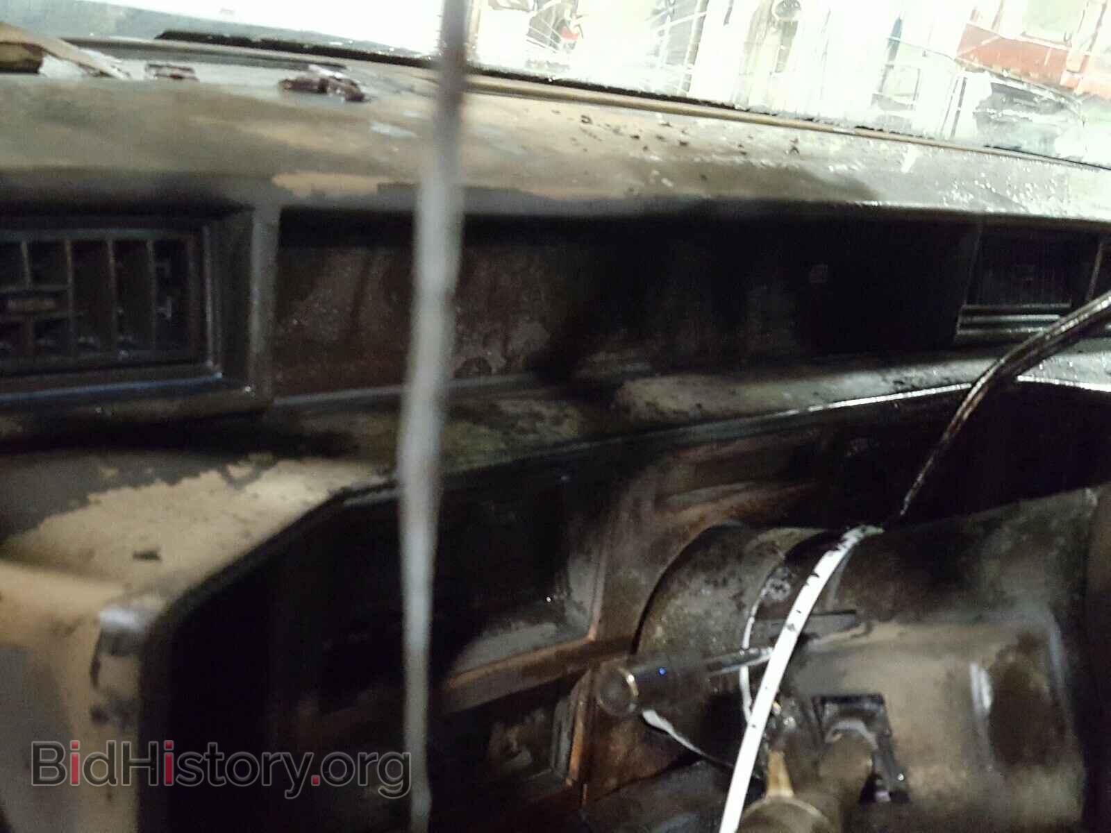1992 CADILLAC DEVILLE - VIN: 1G6CD53B0N4247873 - Photo 8