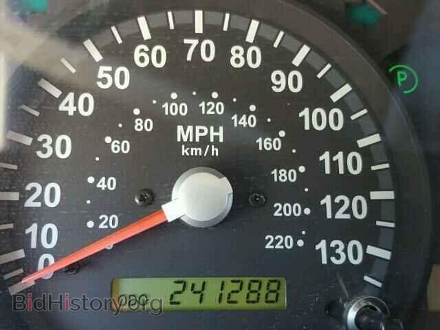 2005 KIA SORENTO - VIN: KNDJD733355460027 - Фото 8