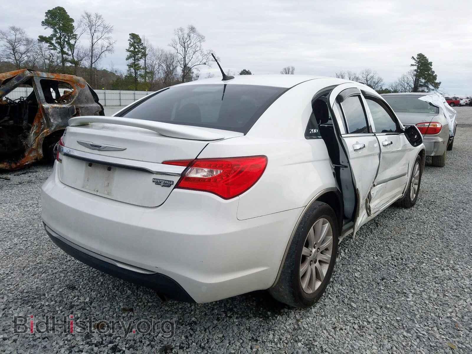 2013 CHRYSLER 200 - VIN: 1C3CCBBG1DN556390 - Фото 4