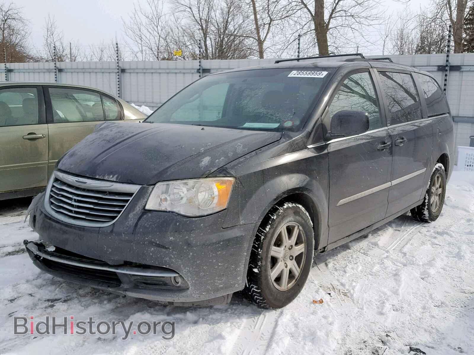 2013 CHRYSLER TOWN & COU - VIN: 2C4RC1BG4DR629691 - Фото 2