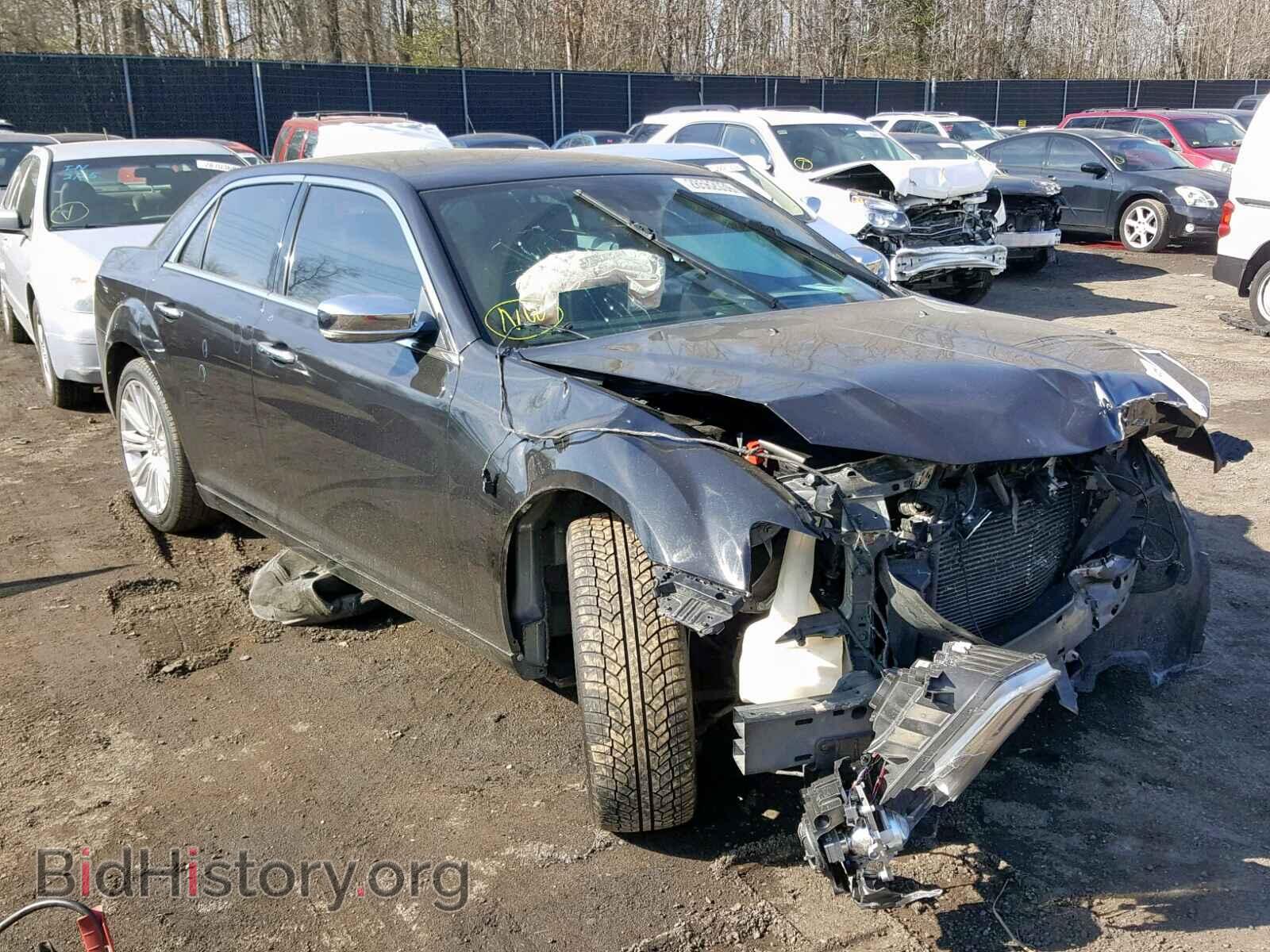 Фотография 2C3CA6CT6BH514943 - CHRYSLER 300 2011