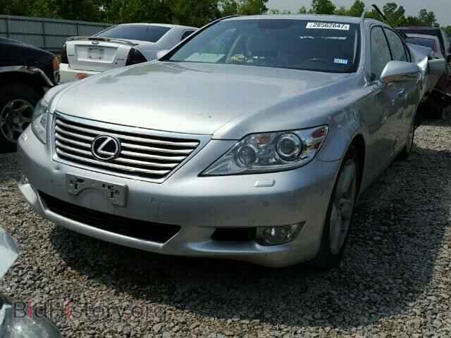 2012 LEXUS LS460 - VIN: JTHBL5EF8C5112397 - Photo 2