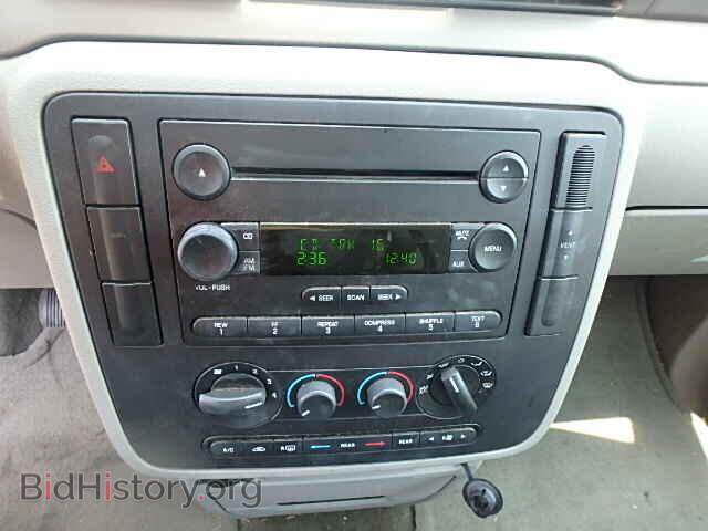 2004 FORD FREESTAR - VIN: 2FMDA51604BA63047 - Фото 9