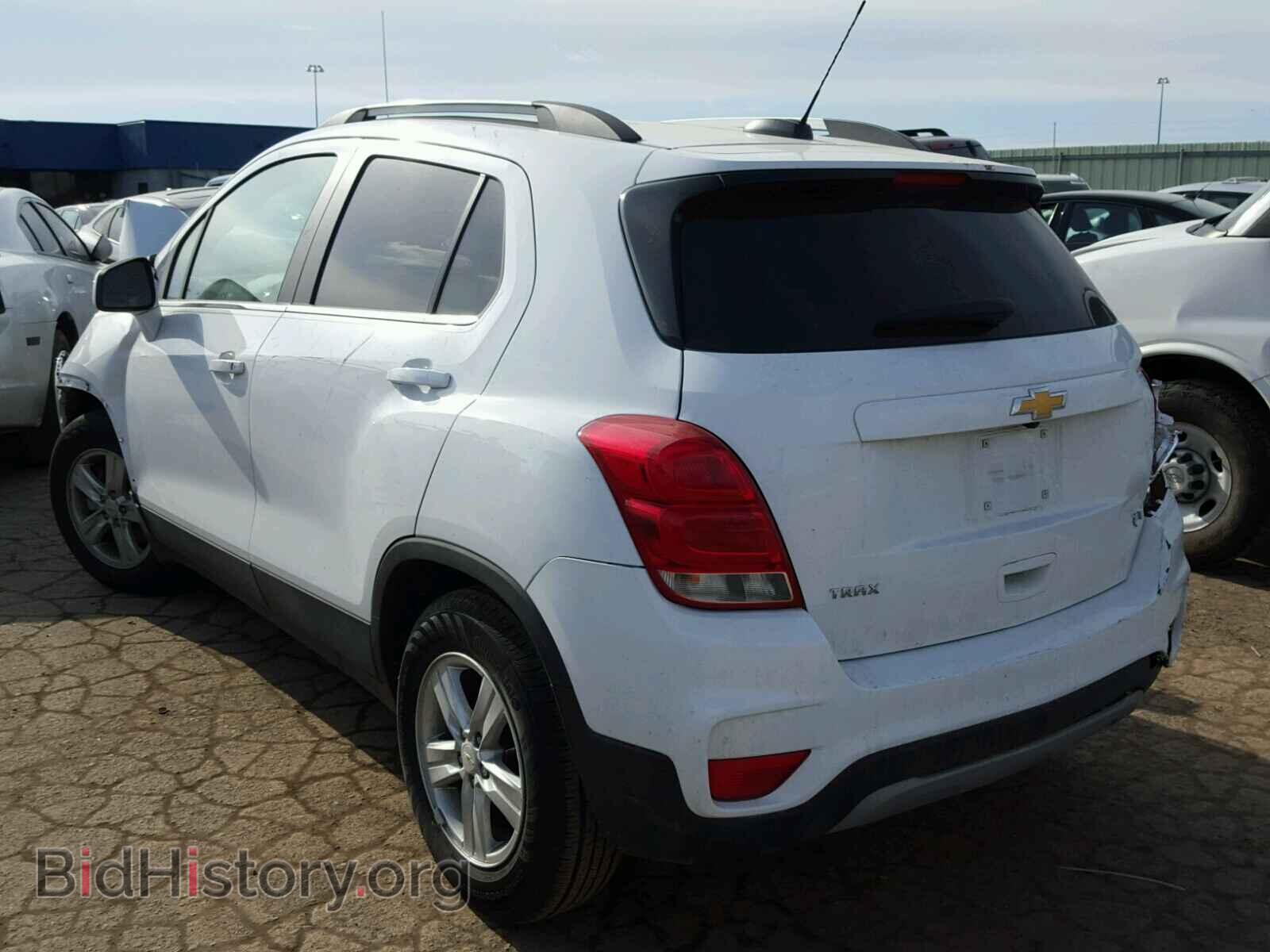 2017 CHEVROLET TRAX - VIN: 3GNCJLSB2HL282240 - Фото 3