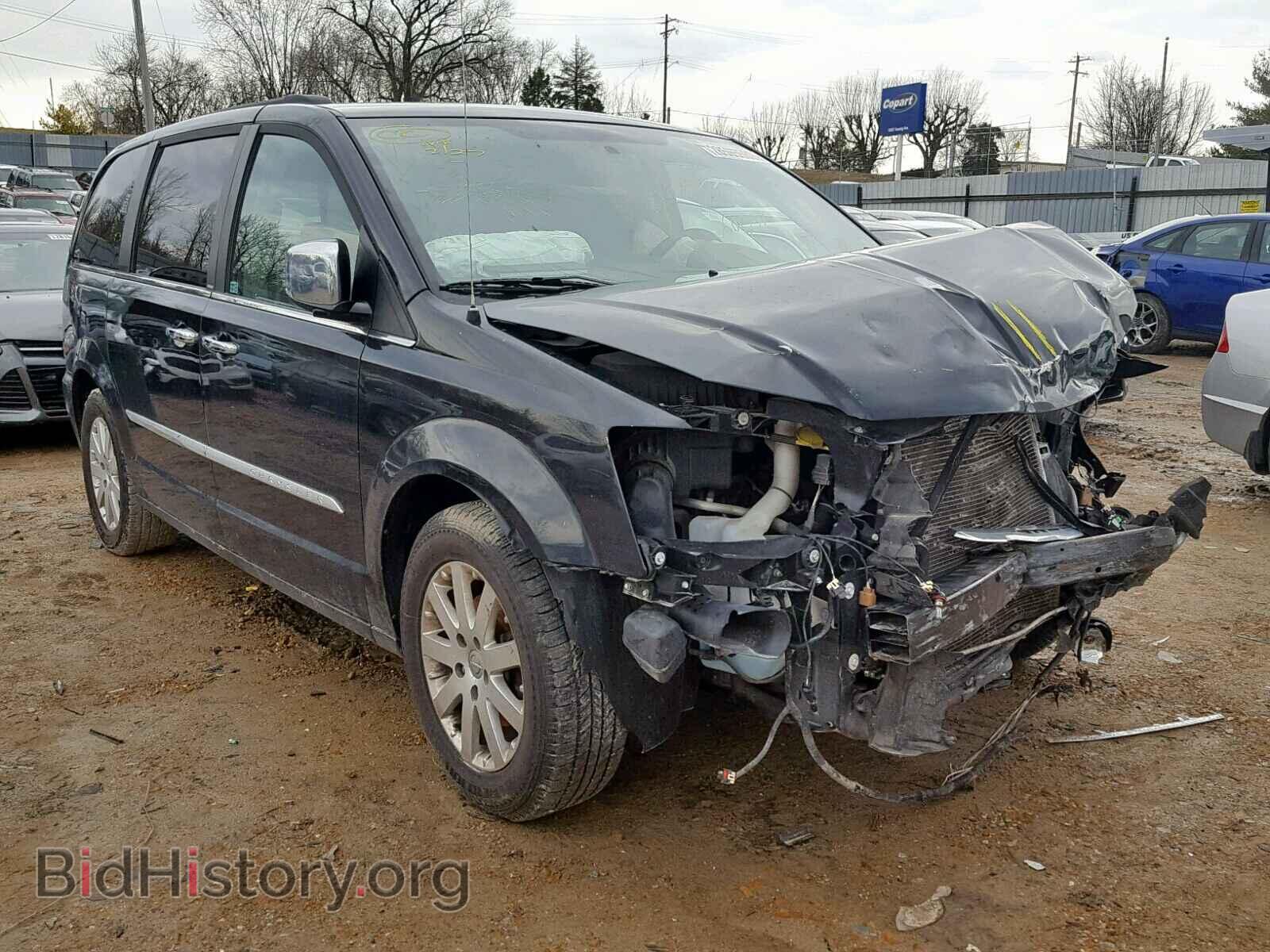 Photo 2A4RR8DG2BR676603 - CHRYSLER TOWN & COU 2011