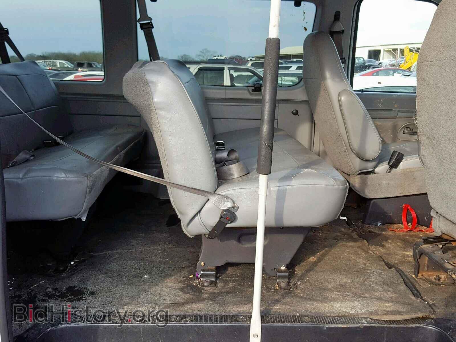 2004 FORD ECONOLINE - VIN: 1FBSS31L64HB07868 - Фото 6