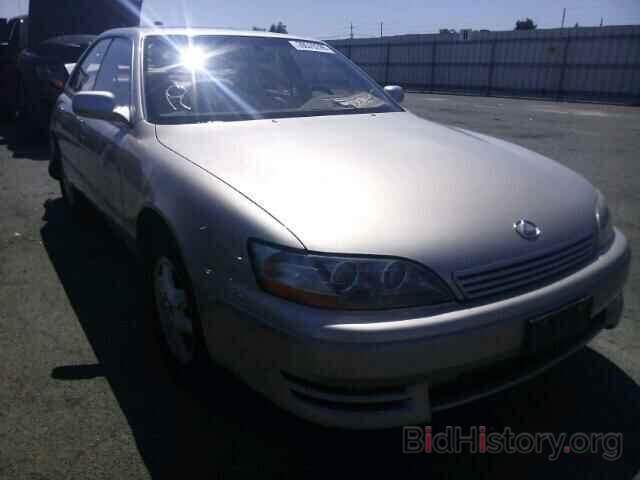 Photo JT8BF12G1T0173343 - LEXUS ES300 1996