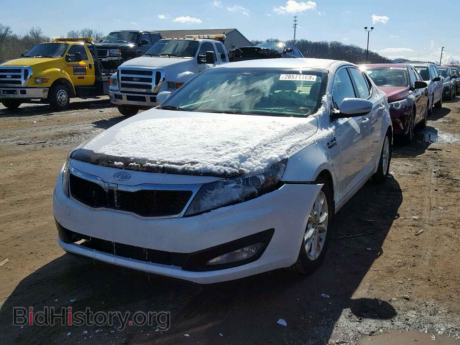 2011 KIA OPTIMA - VIN: KNAGN4A73B5145085 - Photo 2
