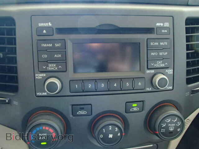 2010 KIA OPTIMA - VIN: KNAGG4A82A5374522 - Фото 9