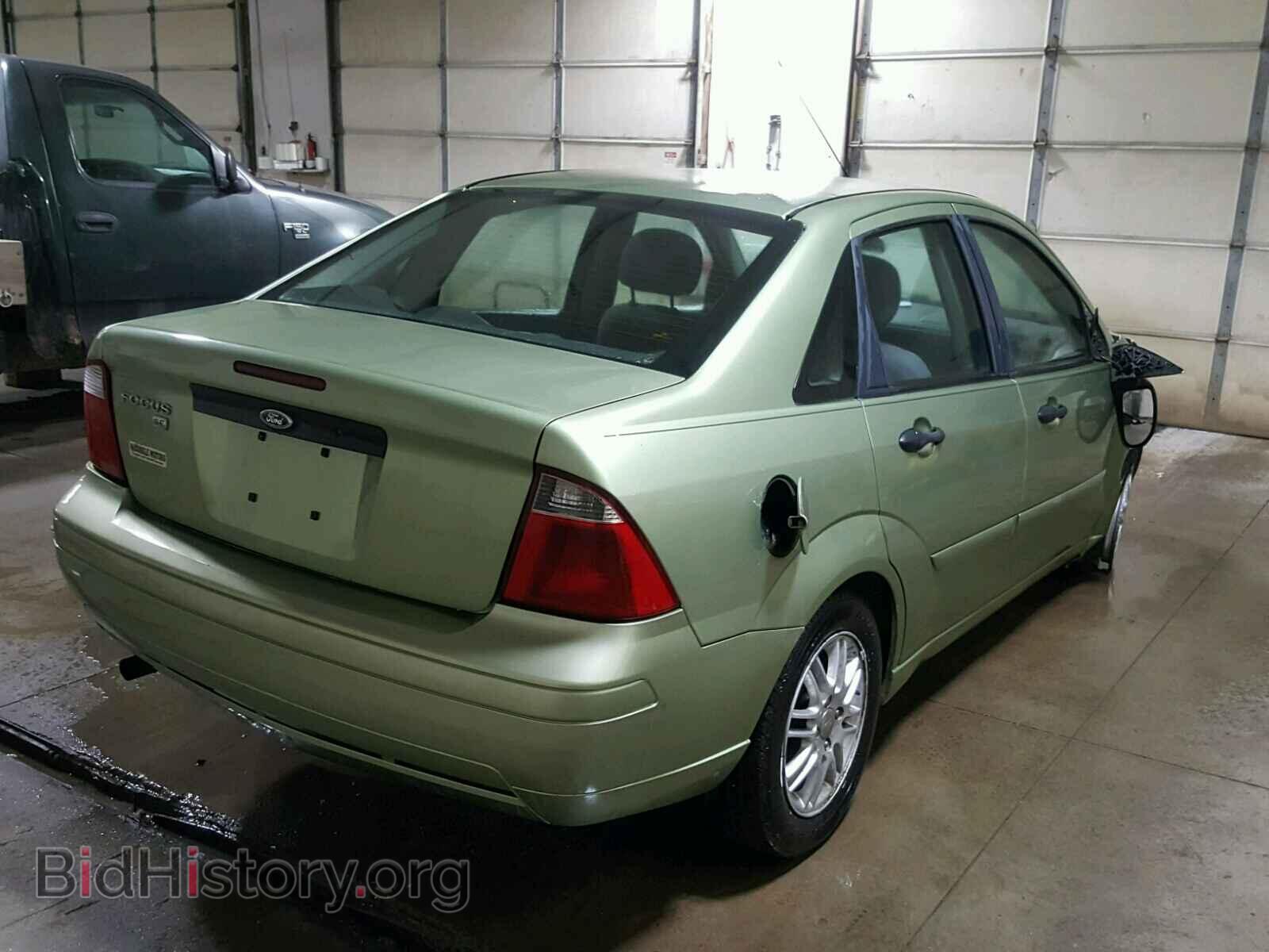 2007 FORD FOCUS - VIN: 1FAFP34N47W112231 - Фото 4