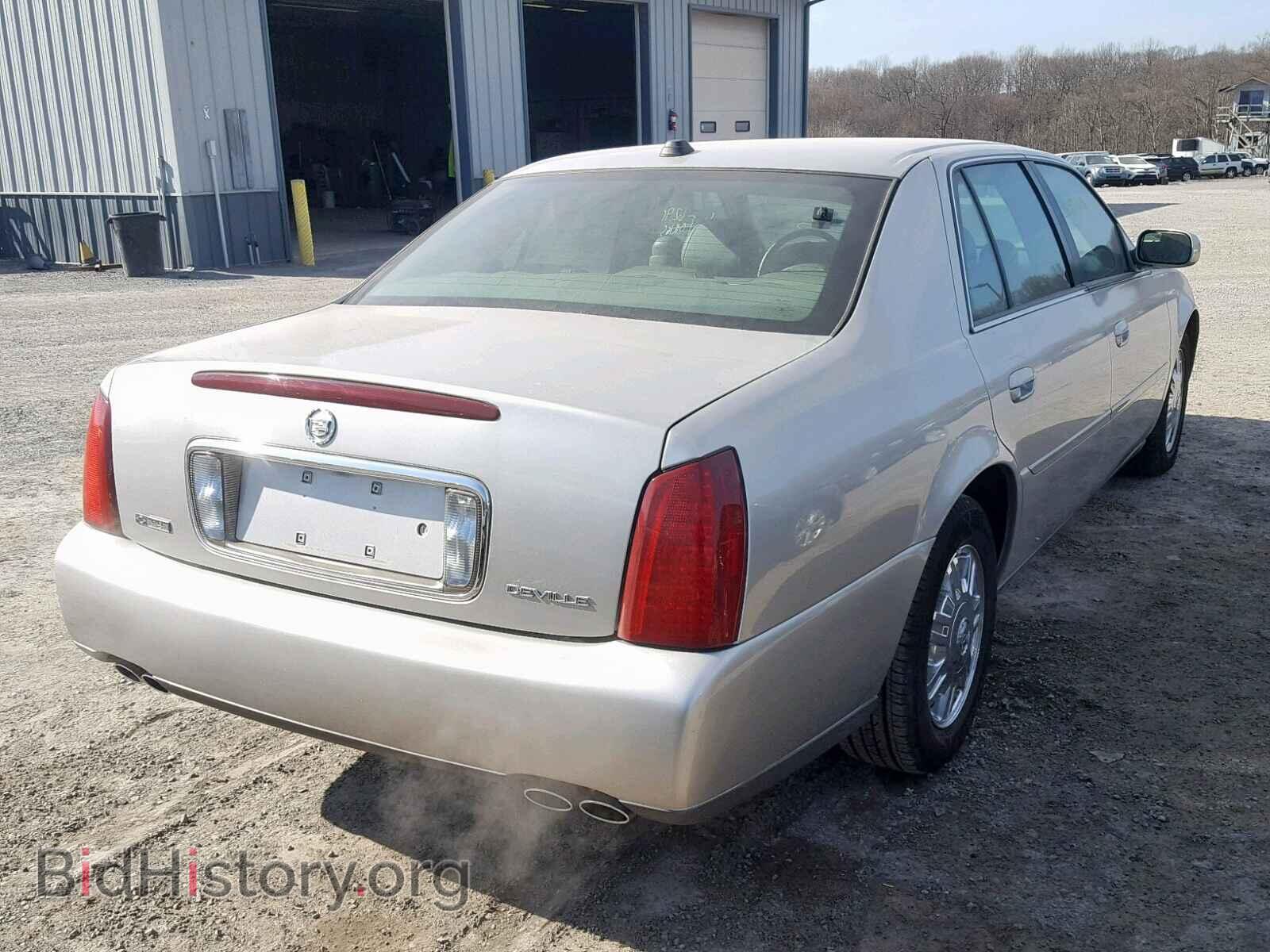 2004 CADILLAC DEVILLE - VIN: 1G6KD54Y44U168929 - Photo 4