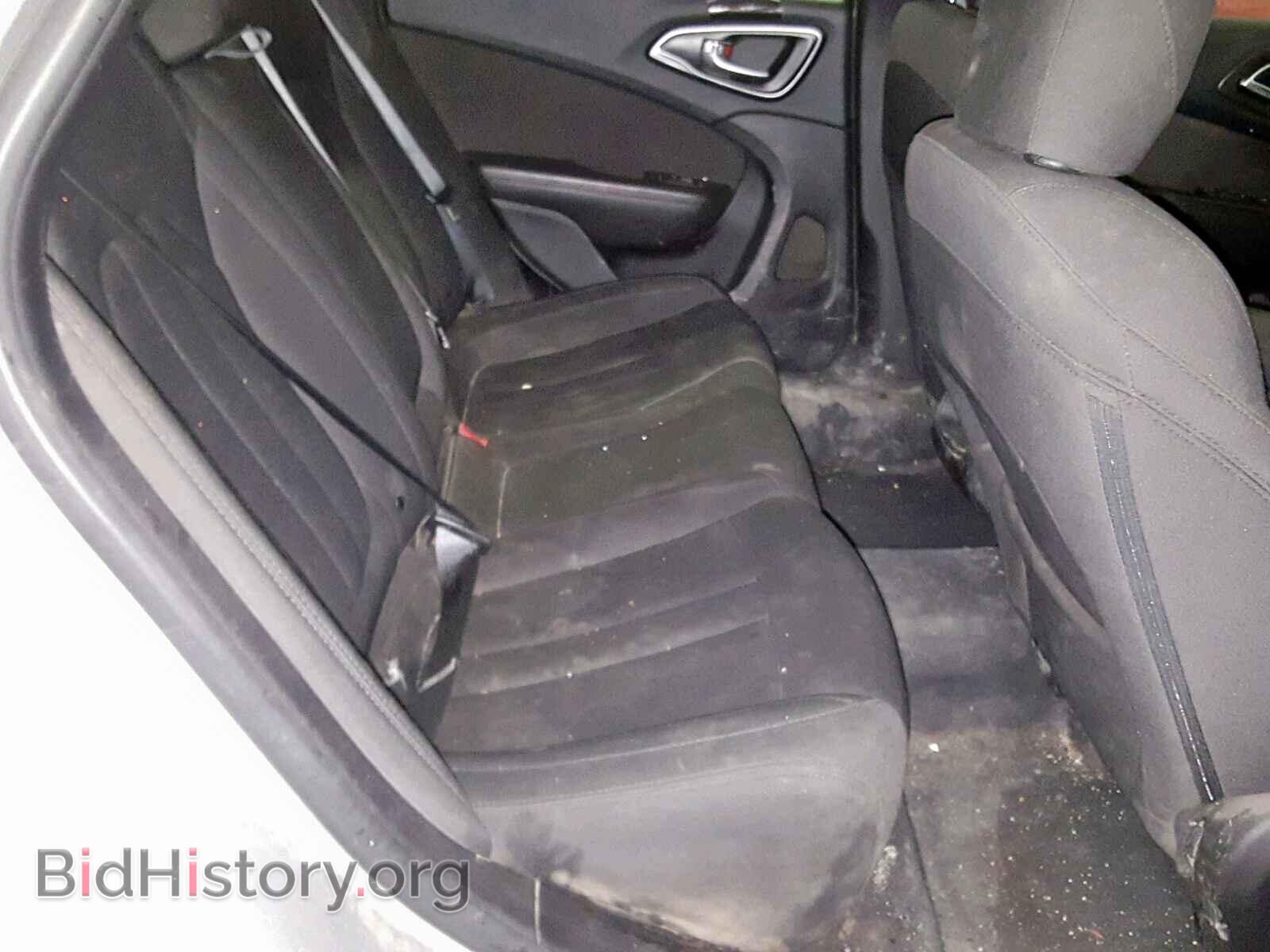 2016 CHRYSLER 200 - VIN: 1C3CCCAB7GN103049 - Photo 6