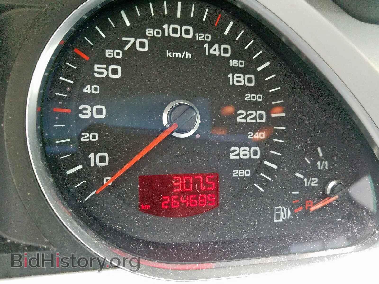 2010 AUDI A6 - VIN: WAUPGCFB3AN050591 - Photo 8