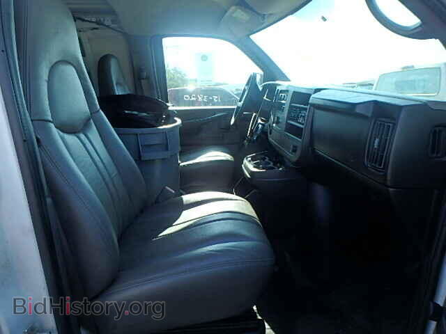 2009 GMC SAVANA - VIN: 1GTHG35C591127059 - Фото 5