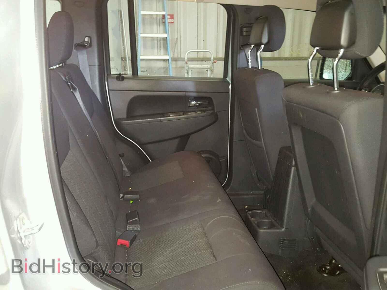 2011 JEEP LIBERTY - VIN: 1J4PN2GK0BW523435 - Фото 4