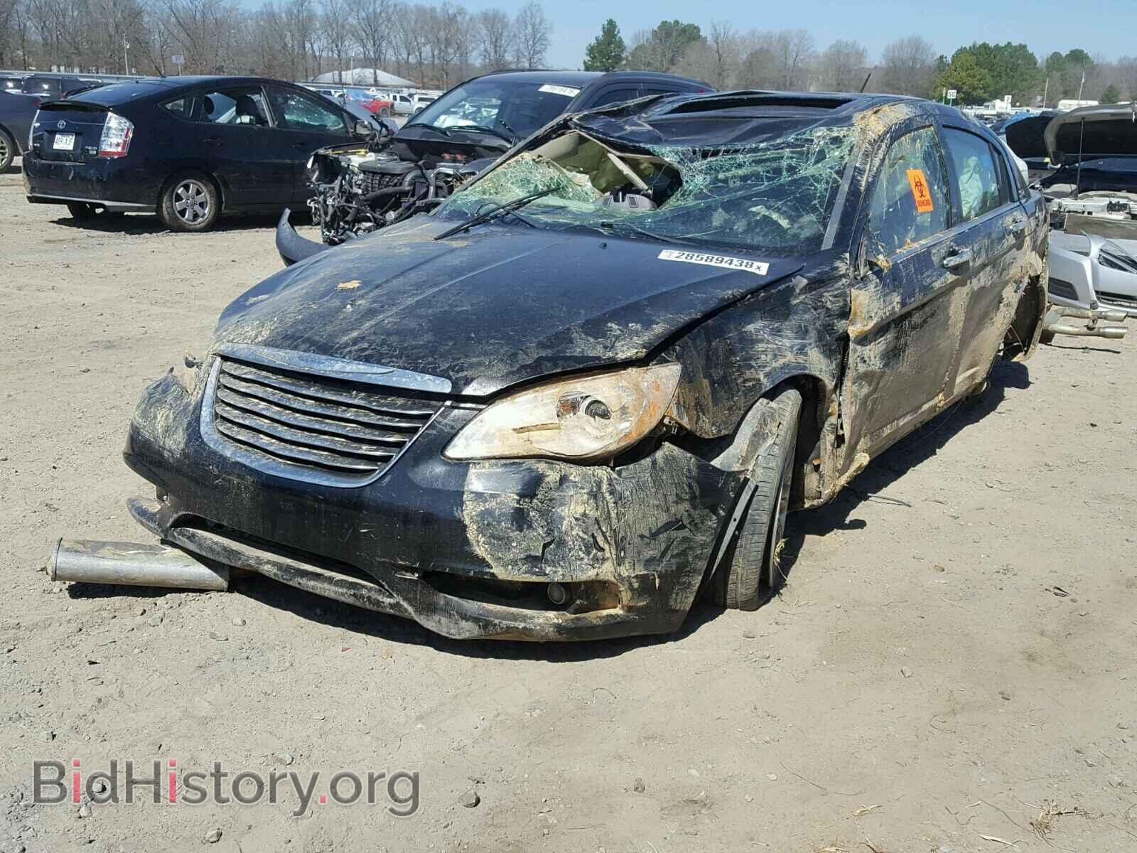 2012 CHRYSLER 200 - VIN: 1C3CCBCG3CN306842 - Фото 2