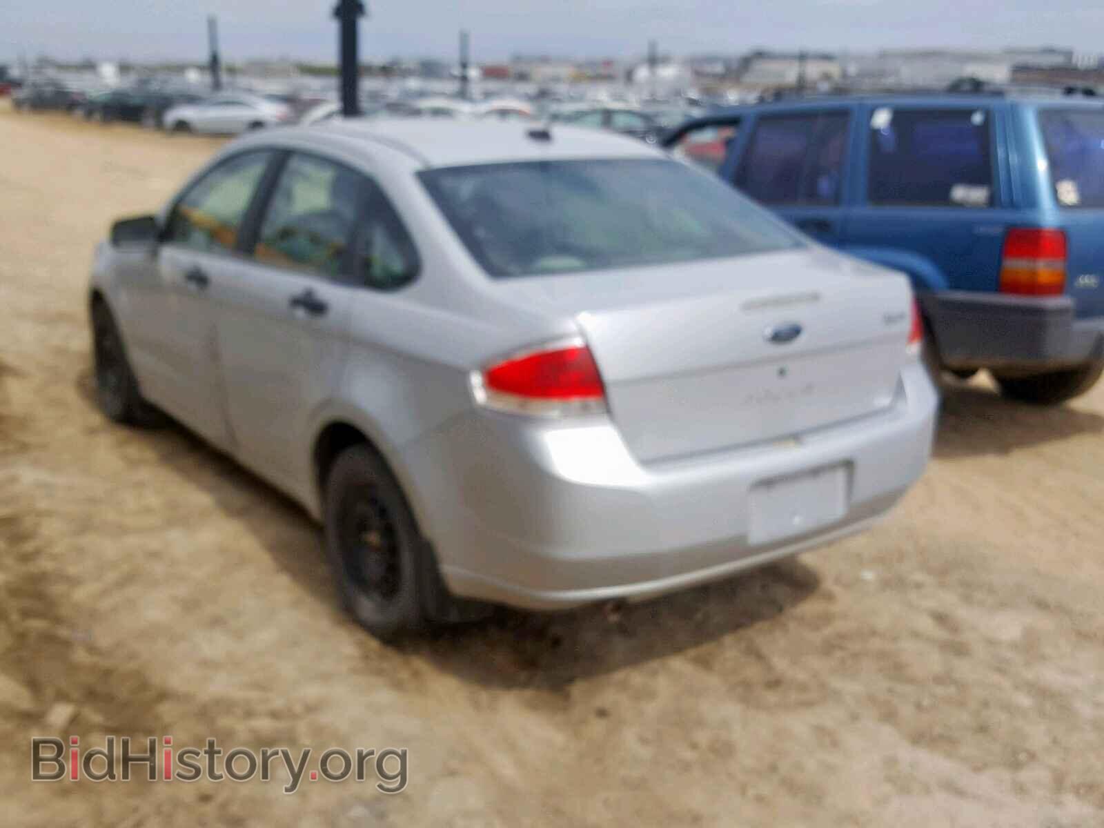 2008 FORD FOCUS - VIN: 1FAHP34N18W167875 - Фото 3