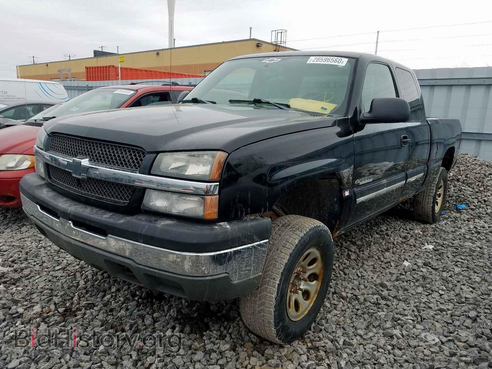 2005 CHEVROLET SILVERADO - VIN: 2GCEC19V751274194 - Фото 2