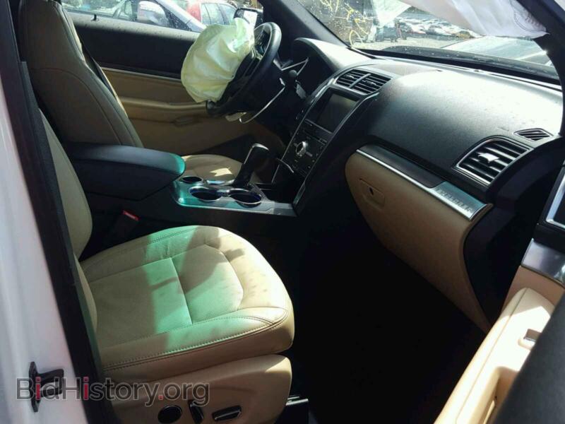 2016 Ford EXPLORER (VIN 1FM5K7F83GGD15569) — photo 5 of 10