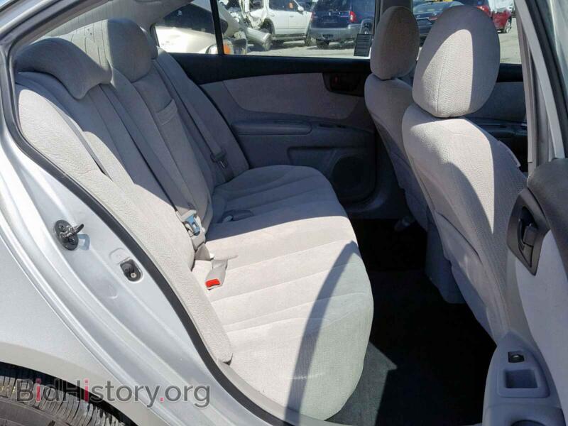 2007 Kia OPTIMA (VIN KNAGE123675133837) — photo 6 of 10