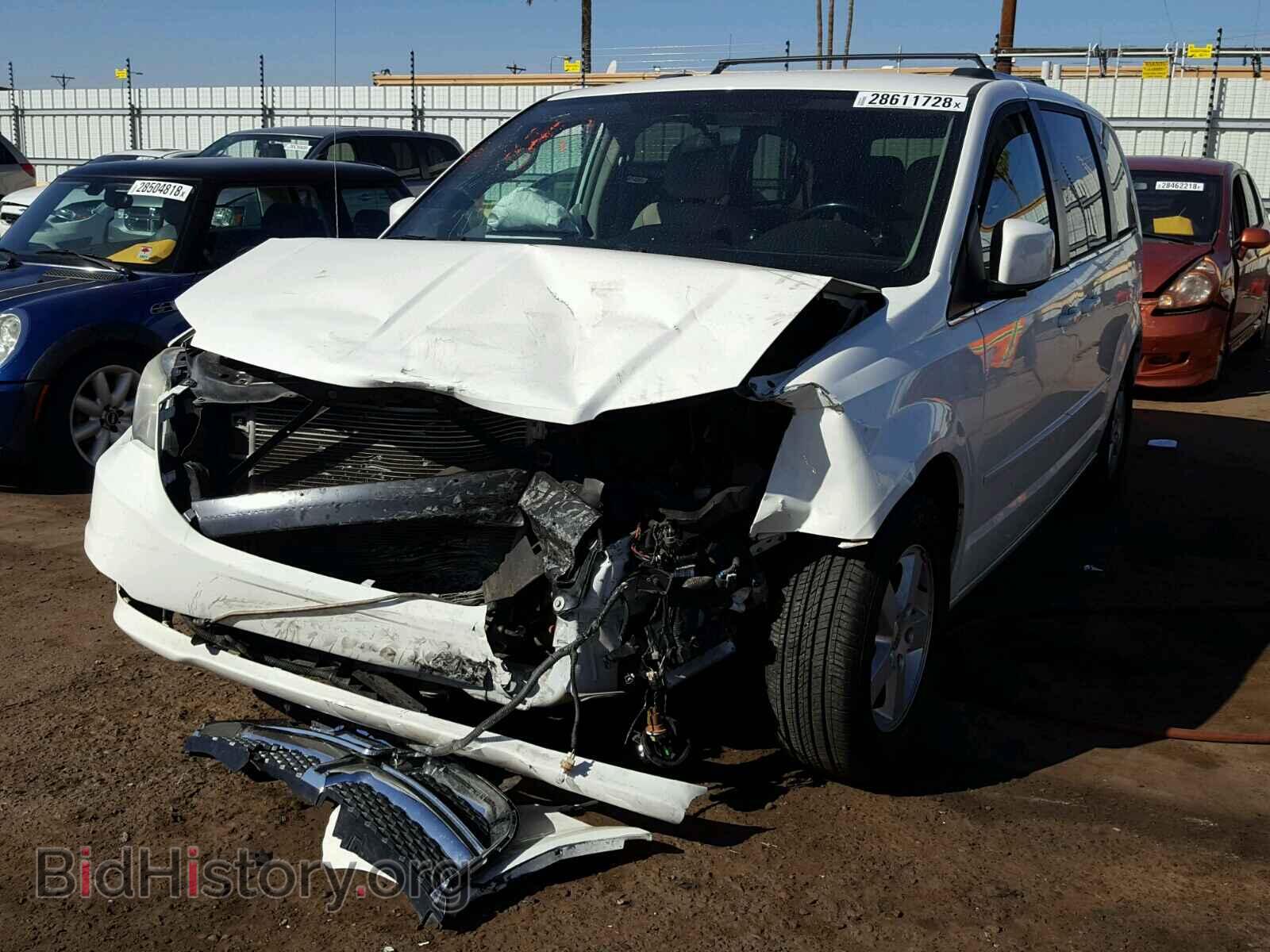2011 DODGE CARAVAN - VIN: 2D4RN5DG7BR741089 - Фото 2