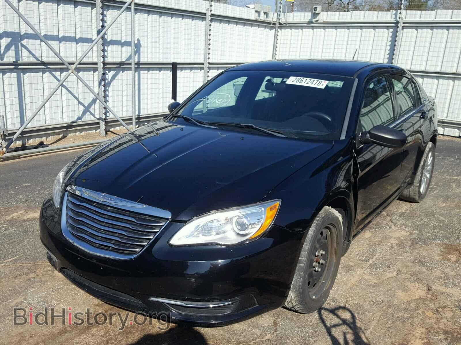 2012 CHRYSLER 200 - VIN: 1C3CCBAB1CN320472 - Фото 2