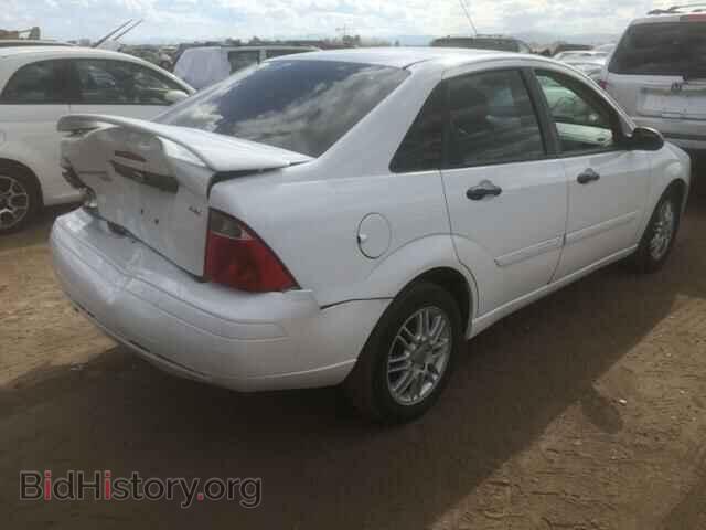 2005 FORD FOCUS - VIN: 1FAFP34N45W209586 - Фото 4