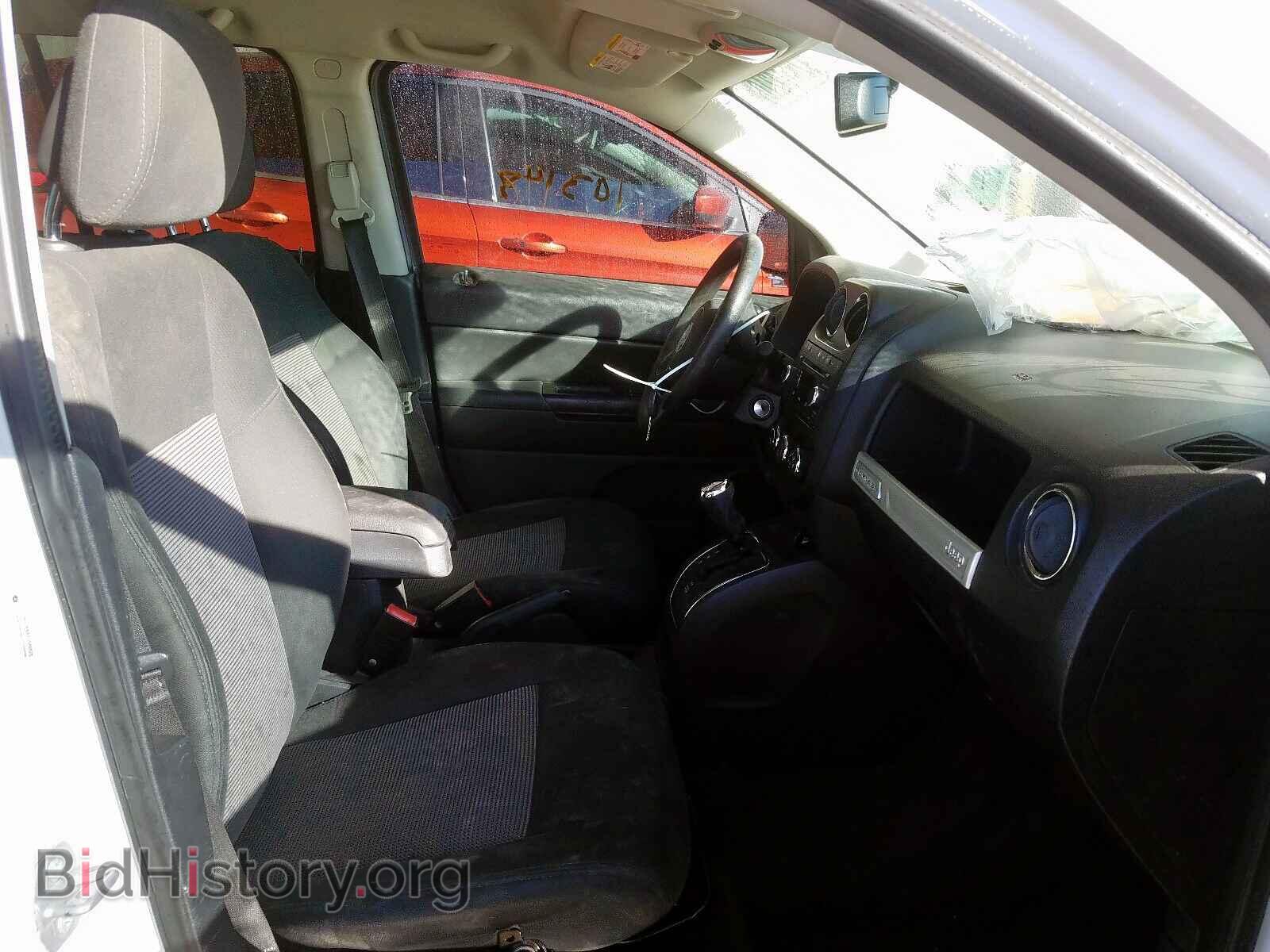 2014 JEEP COMPASS - VIN: 1C4NJCBBXED648626 - Фото 5