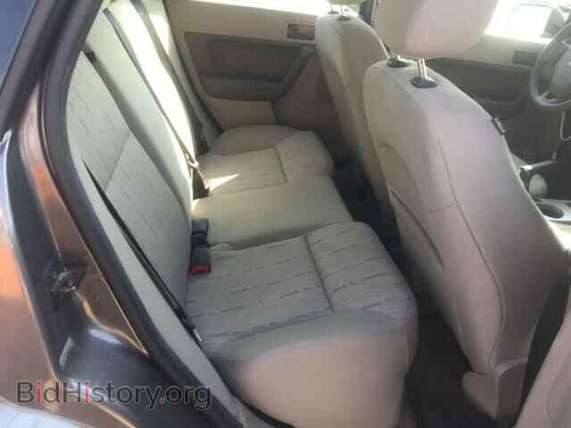 2010 FORD FOCUS - VIN: 1FAHP3FN2AW188558 - Photo 6