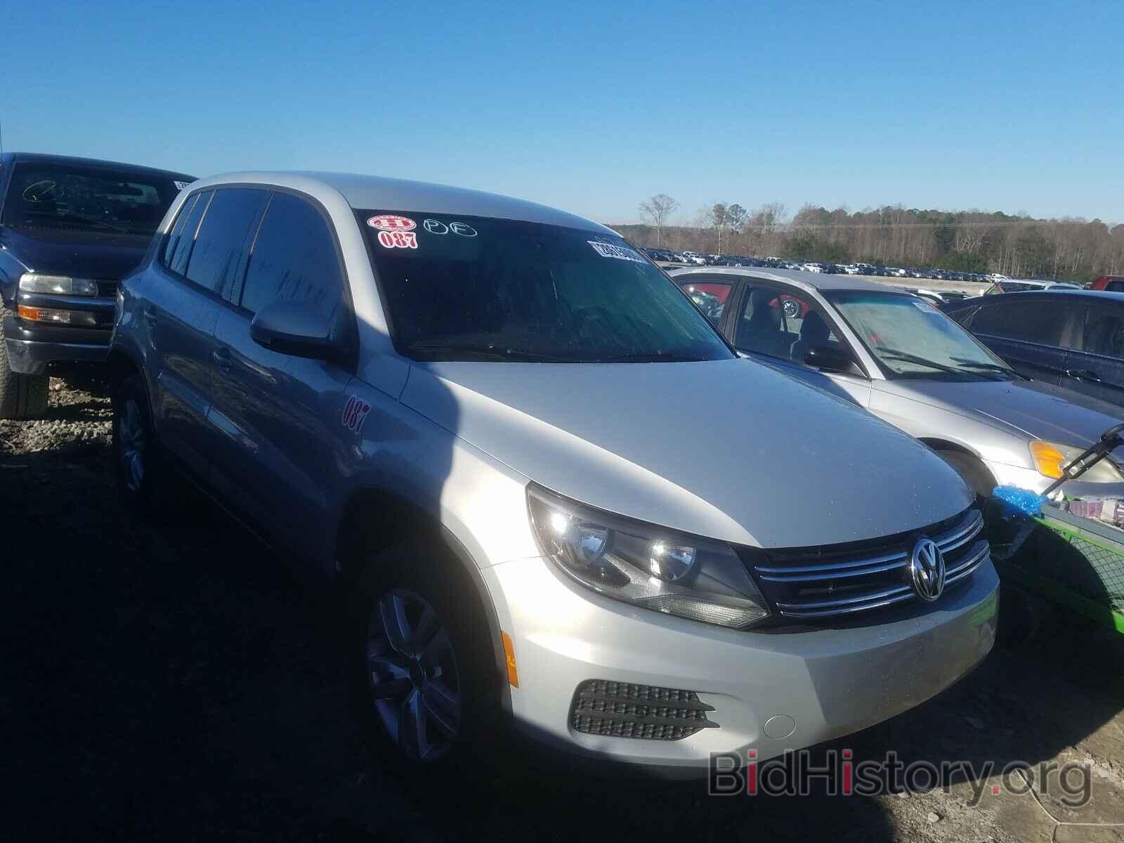 Photo WVGAV7AX0CW538740 - VOLKSWAGEN TIGUAN 2012