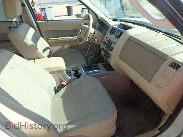 2011 FORD ESCAPE - VIN: 1FMCU0D75BKA87700 - Photo 5