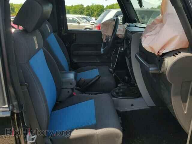 2010 JEEP WRANGLER - VIN: 1J4AA2D16AL166307 - Фото 5