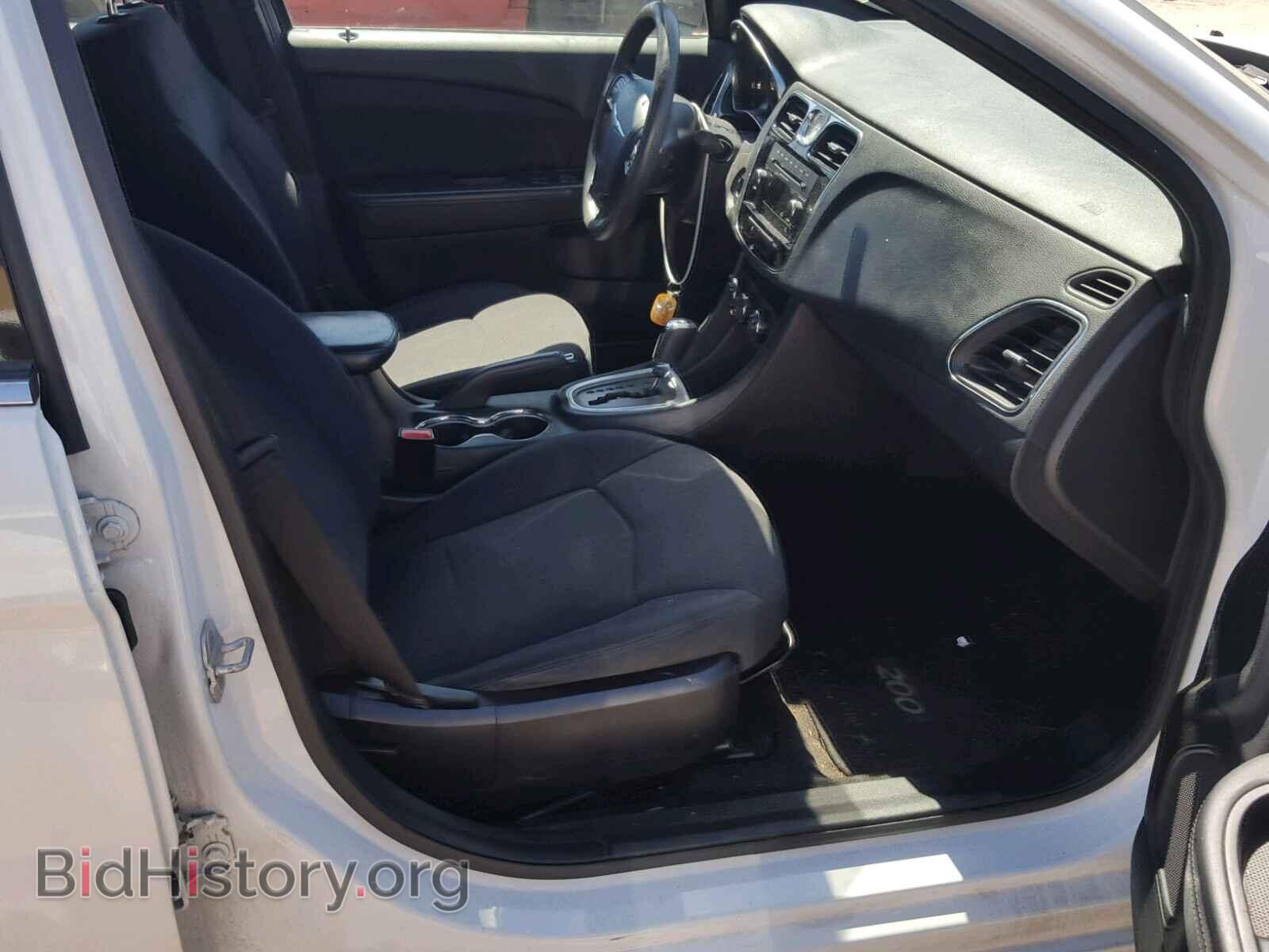 2012 CHRYSLER 200 - VIN: 1C3CCBAB5CN319728 - Фото 5