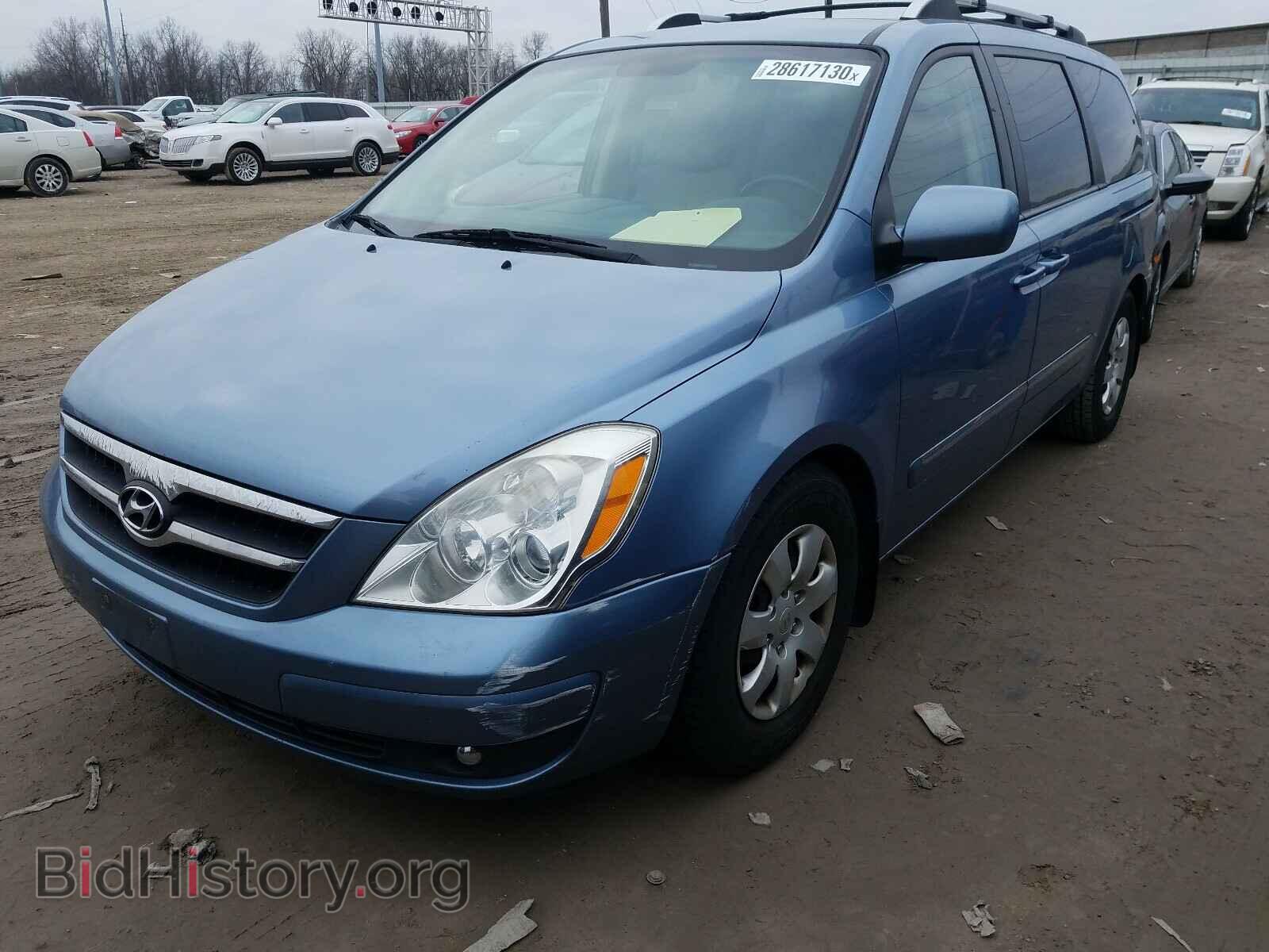 2007 HYUNDAI ENTOURAGE - VIN: KNDMC233976031328 - Фото 2
