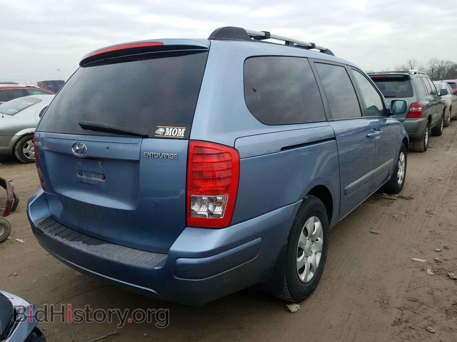 2007 HYUNDAI ENTOURAGE - VIN: KNDMC233976031328 - Фото 4