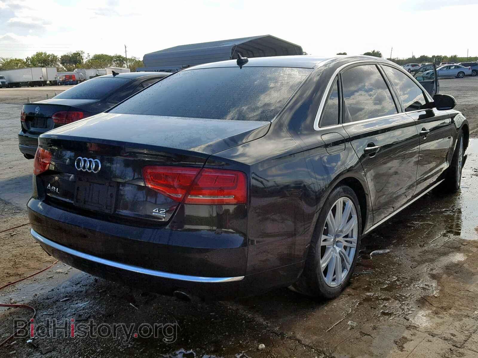 2011 AUDI A8 - VIN: WAURVAFD8BN018466 - Фото 4